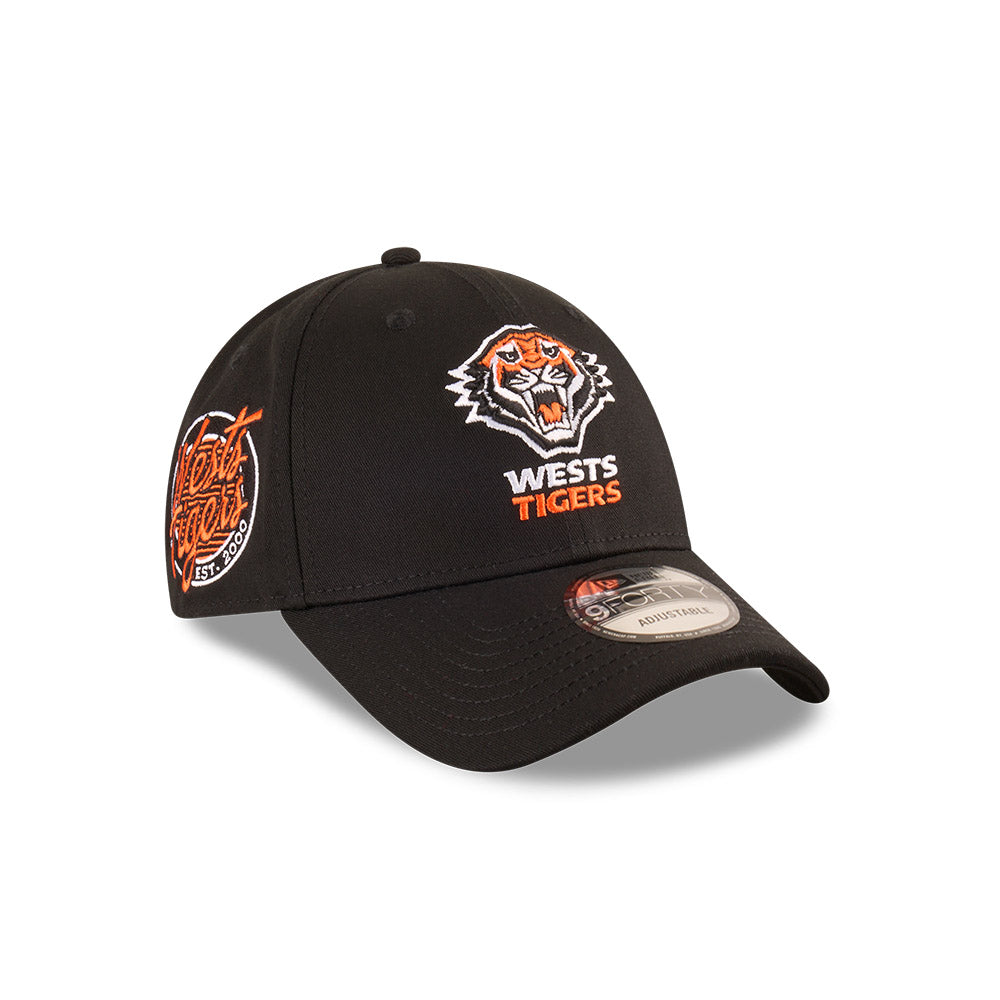 Wests Tigers Hat - 2025 NRL Badged Black OTC 9Forty Strapback Cap - New Era